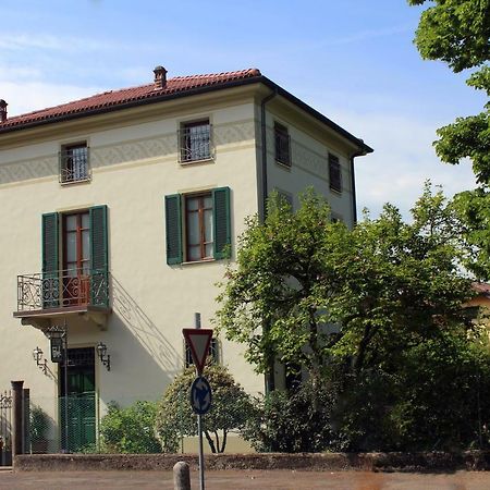 브레셀로 La Sosta Fuori Stazione B&B 외부 사진