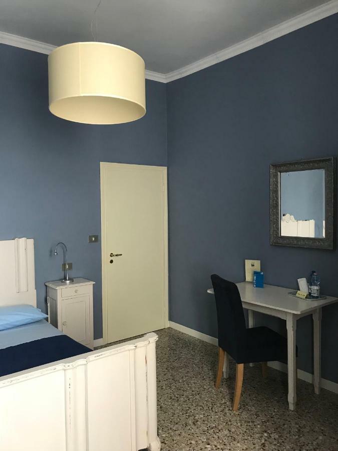 브레셀로 La Sosta Fuori Stazione B&B 외부 사진