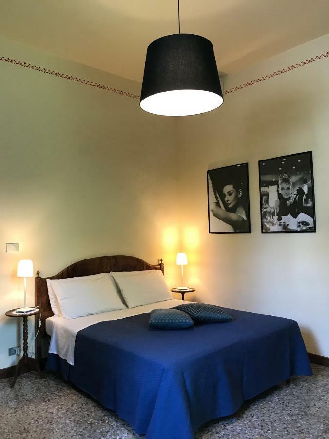 브레셀로 La Sosta Fuori Stazione B&B 외부 사진
