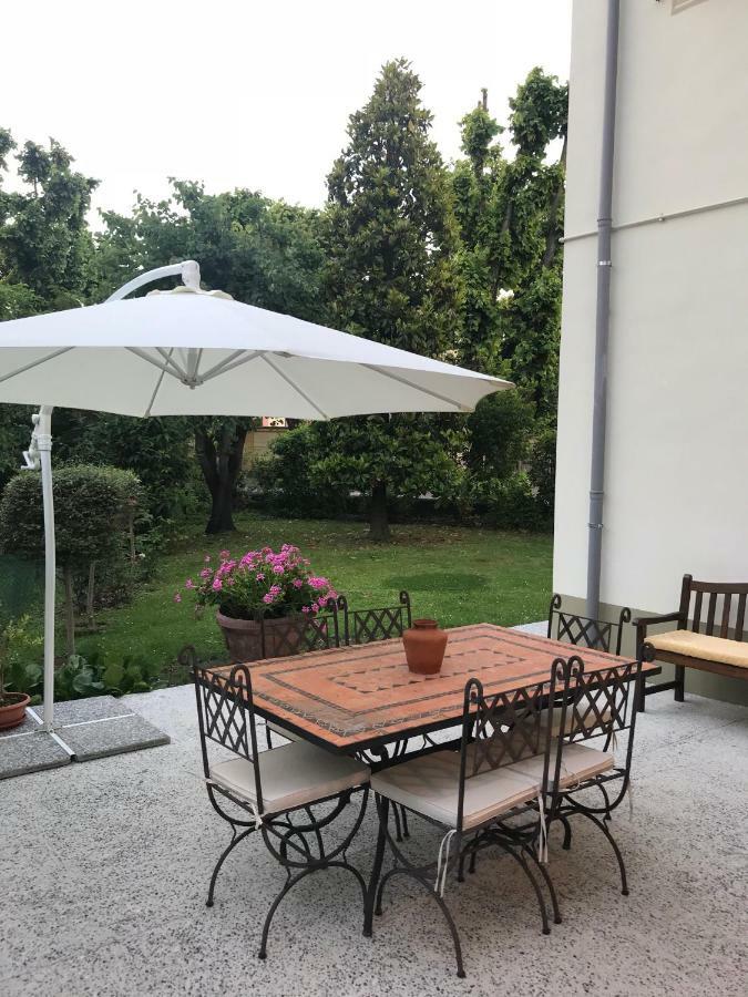 브레셀로 La Sosta Fuori Stazione B&B 외부 사진
