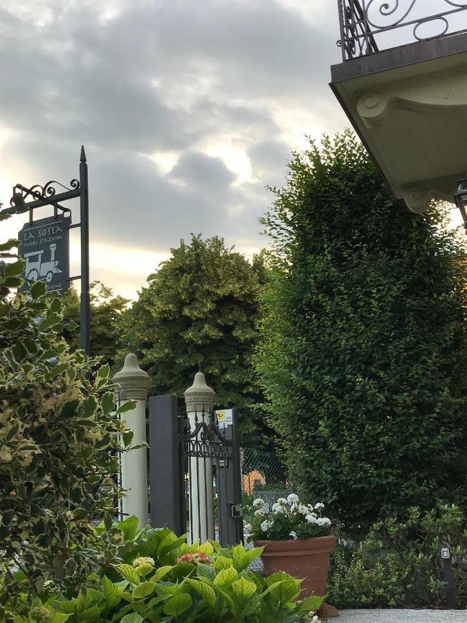 브레셀로 La Sosta Fuori Stazione B&B 외부 사진